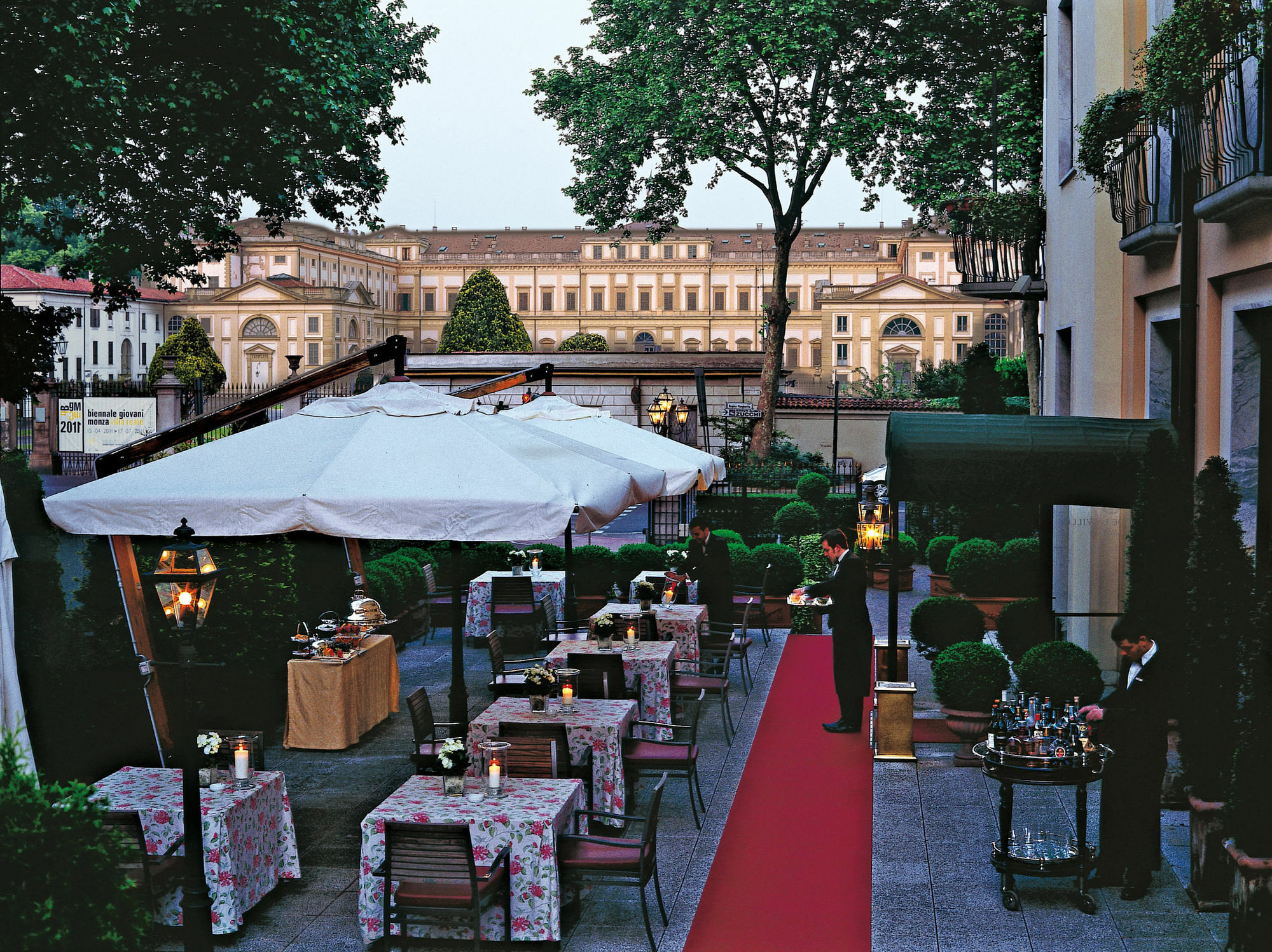 Hotel De La Ville Monza - Small Luxury Hotels Of The World Restaurant bilde